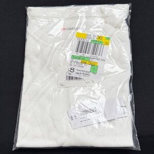 Liz Claiborne White Short-Sleeve Crew Tee - Basic Layer